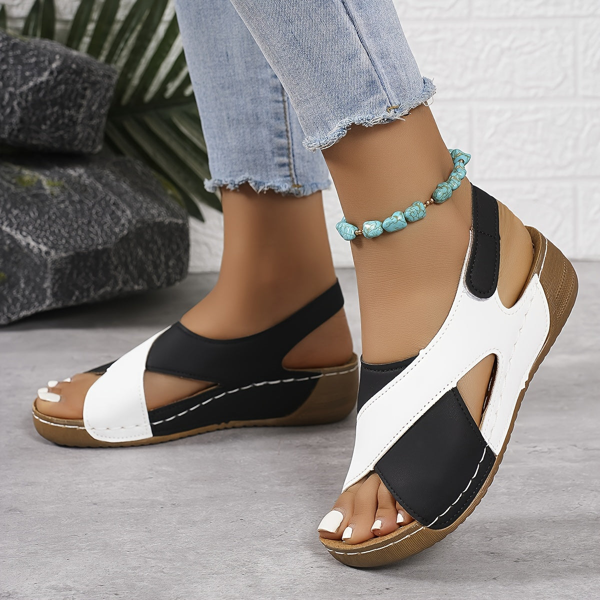 Flora | Sandals