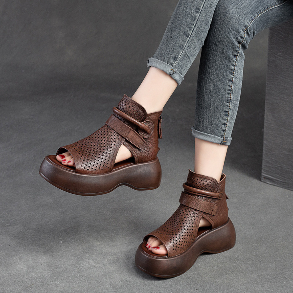 Iris | Sandals