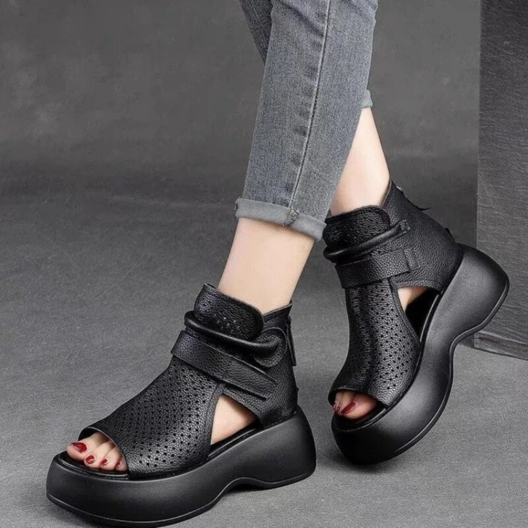 Iris | Sandals