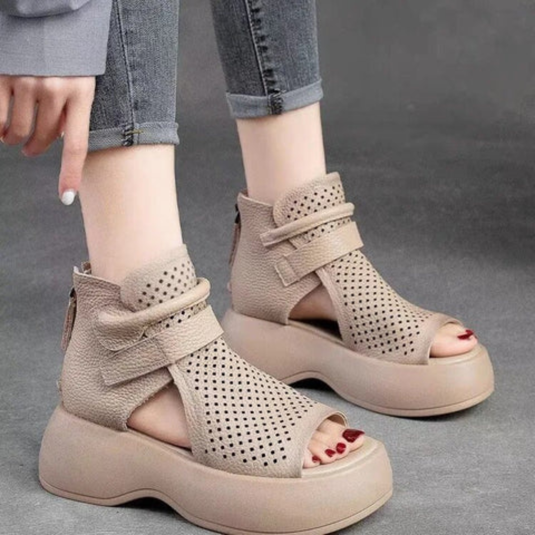 Iris | Sandals